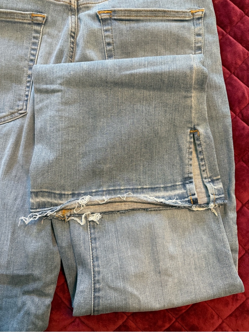 Frame Flare Released Hem Jeans - Picture 7 of 8